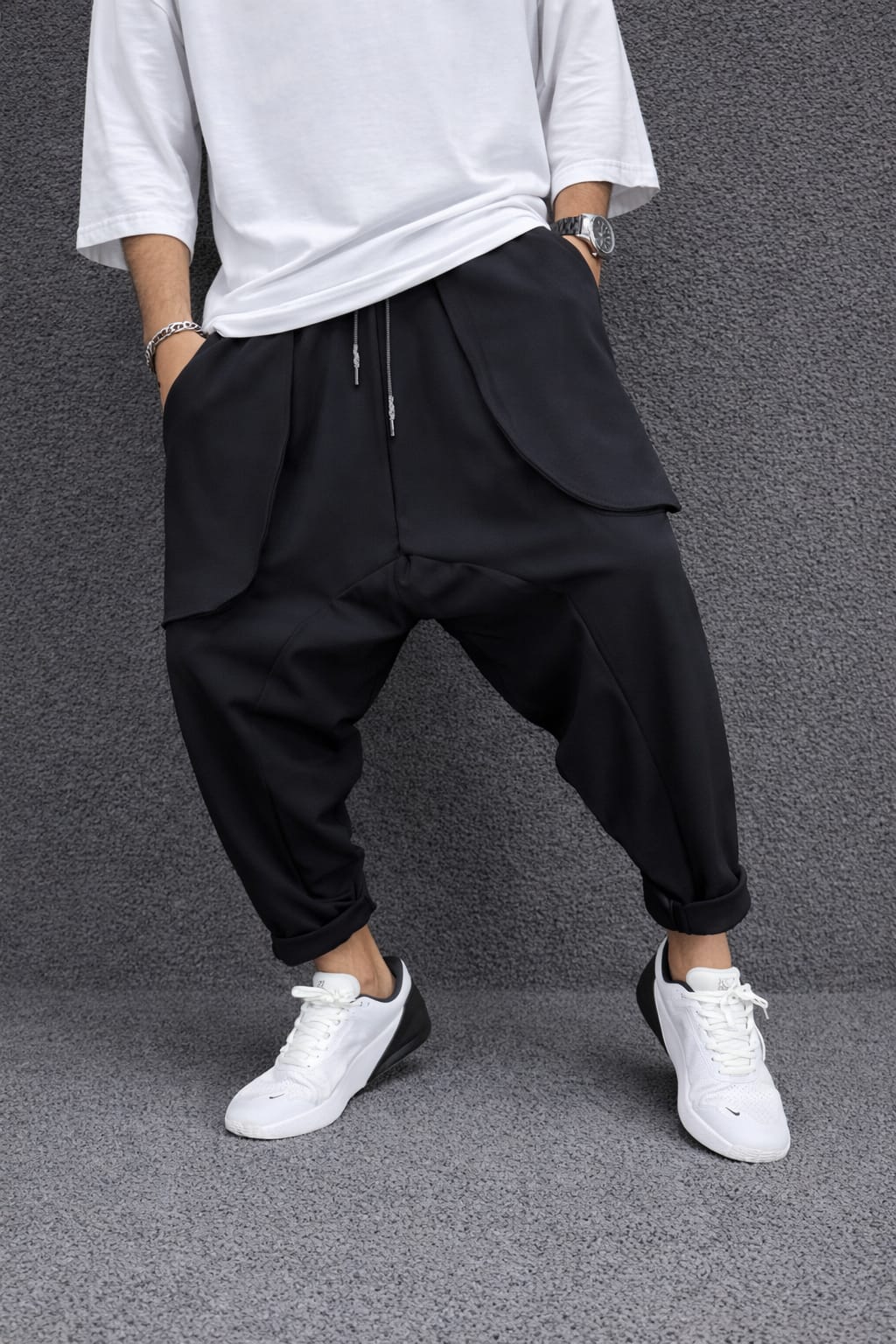 Pantaloni cu buzunare loose si siret H107
